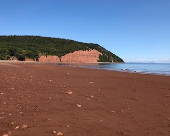Beautiful, private oceanfront cottage on the Bay of Fundy - Canning - Playa