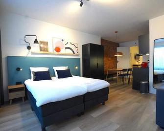 Hotel Courage Valkenburg - Valkenburg Aan De Geul - Bedroom