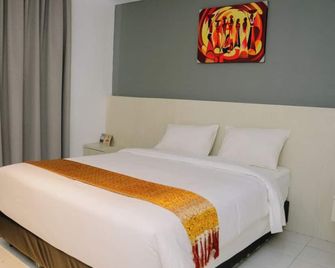 Sulthan Hotel Medan Powered by Archipelago - Medan - Soveværelse