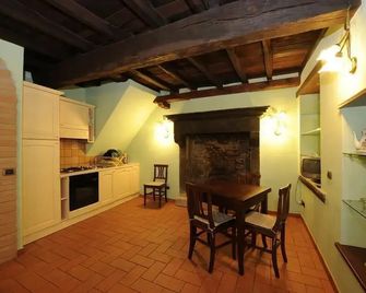La Scaletta Holiday House - Bracciano