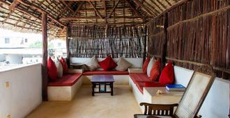 Lamu House Hotel - Lamu - Sala de estar