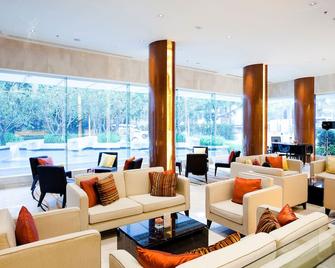 Royal Princess Larn Luang - Bangkok - Lounge