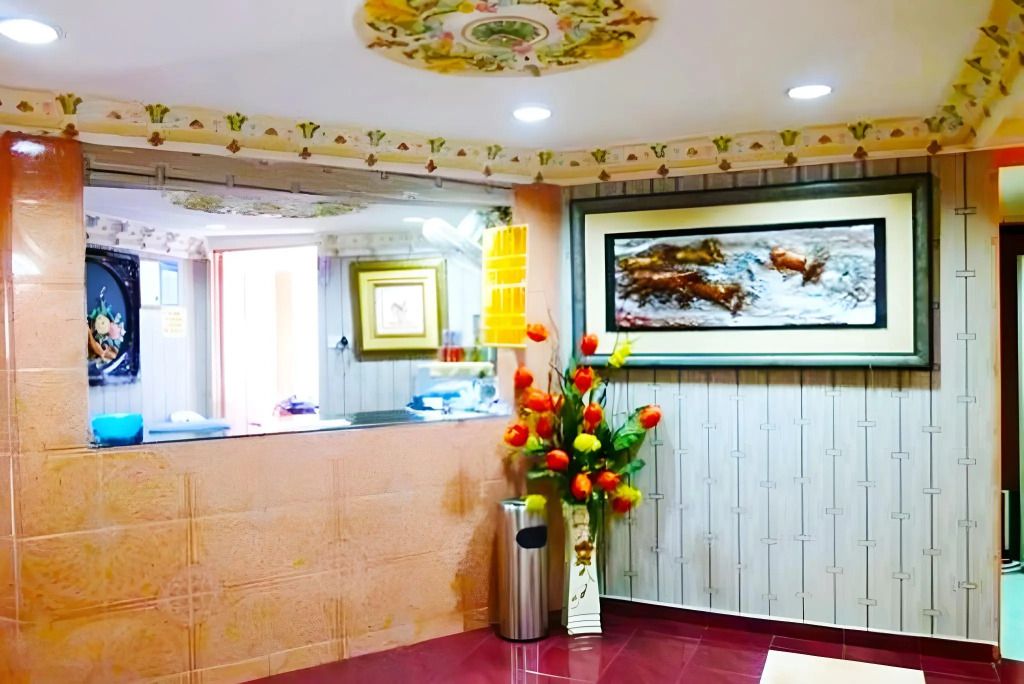 نيو ويف هوتل باتو كيفز