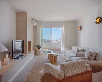 マサナ アルガルヴェ - アルブフェイラ - リビングルーム