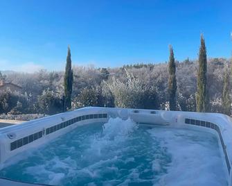 Villa Castelnau - Air conditioning & Swim Spa in a charming Domain - XV - Castelnau-de-Montmiral - Vista del exterior