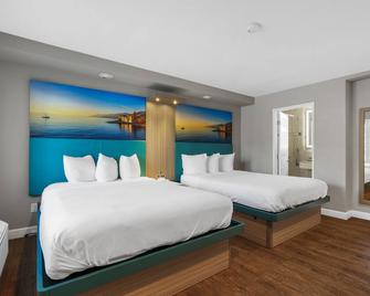 Motel Mediteran Safari Park - Escondido - Bedroom