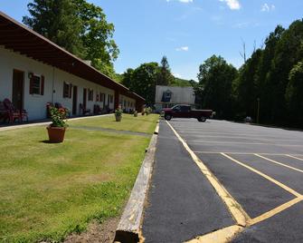 The Village Motel - Richfield Springs - Edificio