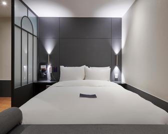 Just Stay Hotel Asan City Hall Branch - Asan - Camera da letto
