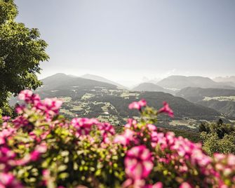 Boutique Hotel Erlacher - Villanders - Außenansicht