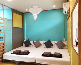 60 Bluehouse - Hostel - Chiang Mai - Makuuhuone