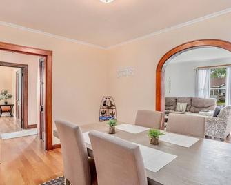 Private Shreveport-Bossier Retreat by Riverfront! - Bossier City - Dining room