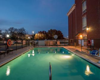 Holiday Inn Express & Suites Dallas-North Tollway (N Plano) - Plano - Πισίνα