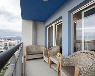 Stunning apartment in Podstrana - Podstrana - Balkong