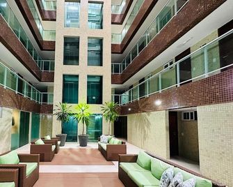 Mar Bello Plaza - Likehome Hospedagens - Cabedelo - Gebouw