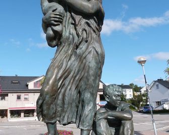 Kirkenes Hotell - Kirkenes