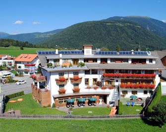 Moar's Hotel - Valdaora - Building