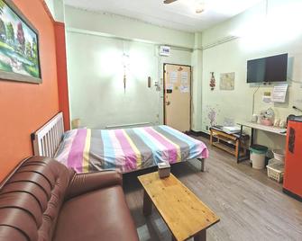 The Backpacker stn - Mueang Nonthaburi - Bedroom