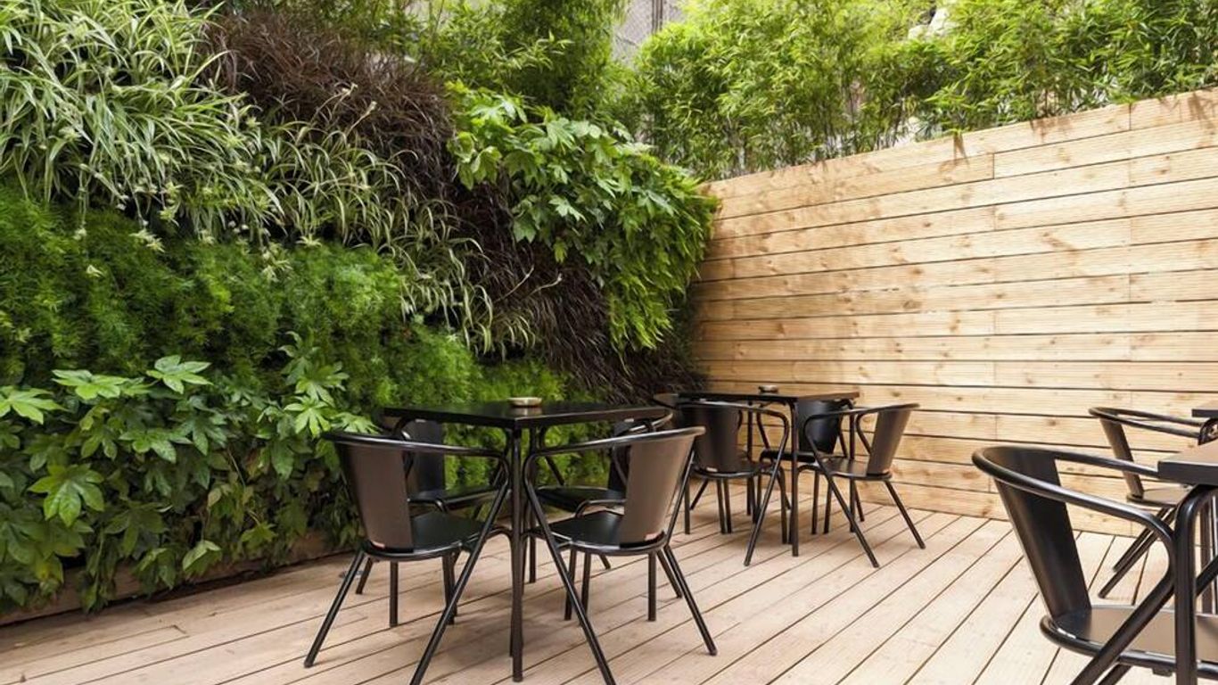 Lisbon Cheese & Wine Suites