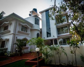 Pinnacle Holiday Homes - Arpora - Gebouw