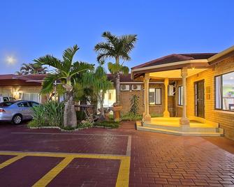 Gecko Inn Guest House - Richards Bay - Building