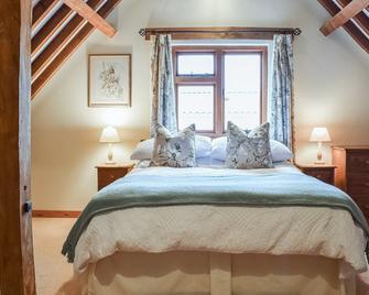 The Old Stable - Meadowbrook Farm - Thame - Bedroom