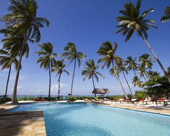 Raha Lodge Zanzibar Boutique Hotel - Jambiani - Bazén