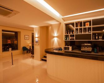 Vera Cruz Porto Downtown Hotel - Porto - Front desk