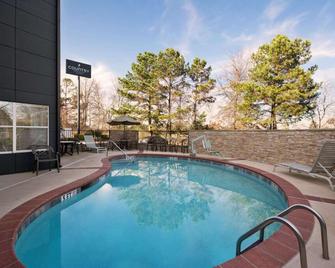 Country Inn & Suites by Radisson Atlanta I-75, SO - Morrow - Басейн