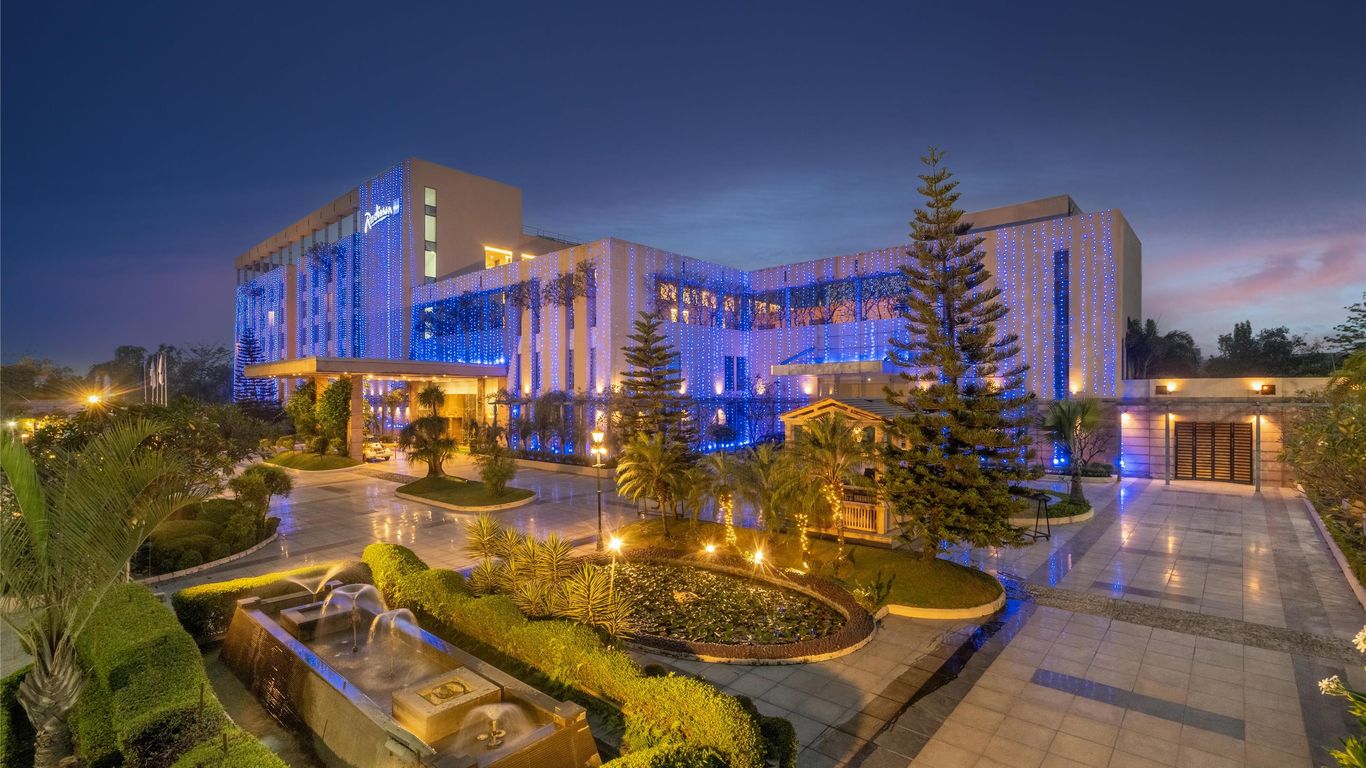 راديسون بلو هوتل رودرابور