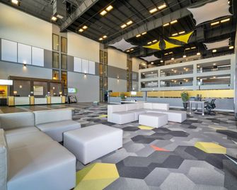 Holiday Inn Morgantown - Reading Area By IHG - Morgantown - Lobby