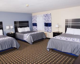 Dutch Inn And Suites - Orange City - Bedroom