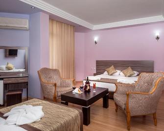 Zel Hotel - Antalya - Bedroom