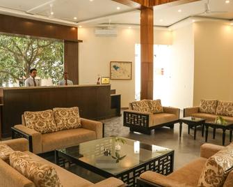 Atulya Resort - Garjia - Lobby