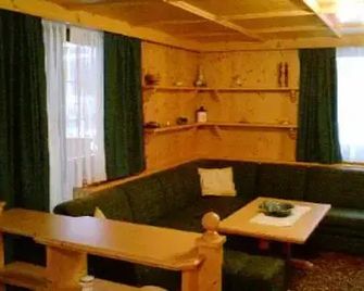 Campiglio Bilocale Dolomiti - Madonna di Campiglio - Pokój dzienny