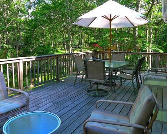 Central location for your vacation - Oak Bluffs - Balcón