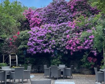 Hotel Zur Mühle - Iserlohn - Innenhof