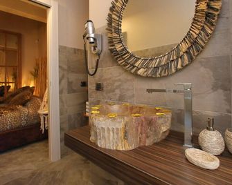 B&B Bellavista Exclusive Desenzano - דסנצאנו דל גארדה - חדר שינה