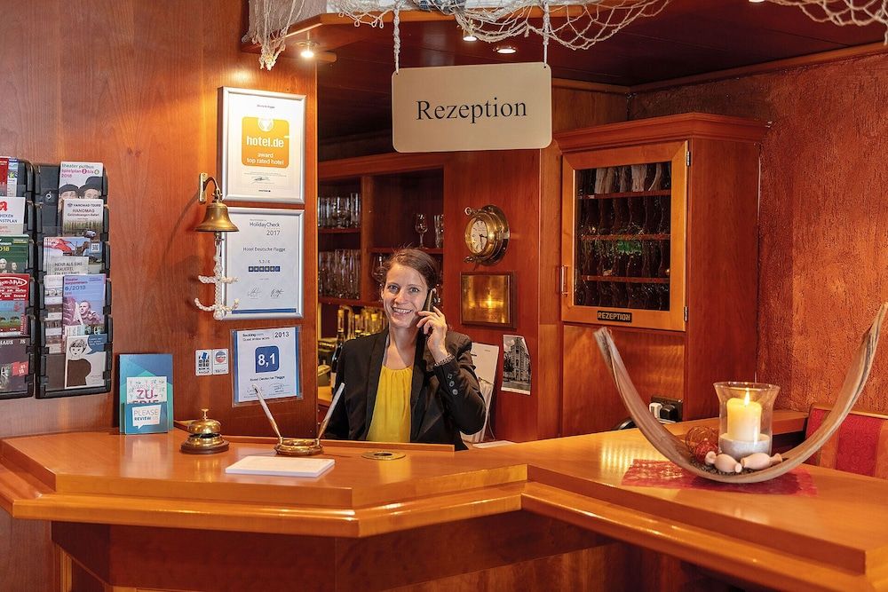 Hotel Deutsche Flagge - בינץ - דלפק קבלה