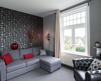 Classy design apartment in monumental Villa ! - Zandvoort - Living room