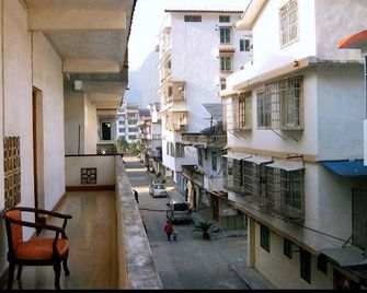 Yangshuo Culture House - Guilin - Balcón