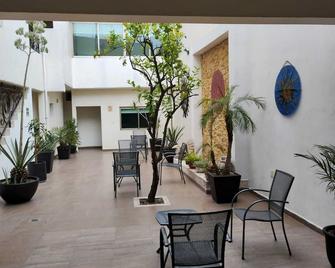 Hotel Yaocalli - San Martín de las Pirámides - Patio