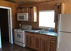 Beautiful Cabin Sleeps 2 - Waynesville - Kitchen