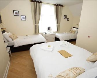 Pebbles B&B - Bournemouth - Phòng ngủ
