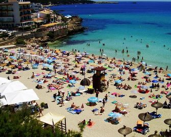 Zhimbad B&B by the sea - Cala Ratjada - חוף