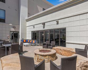 Hampton Inn & Suites Greeley - Greeley - Patio