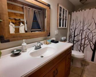 The Mountain Forager Cabin, Bryson City Nc - Bryson City