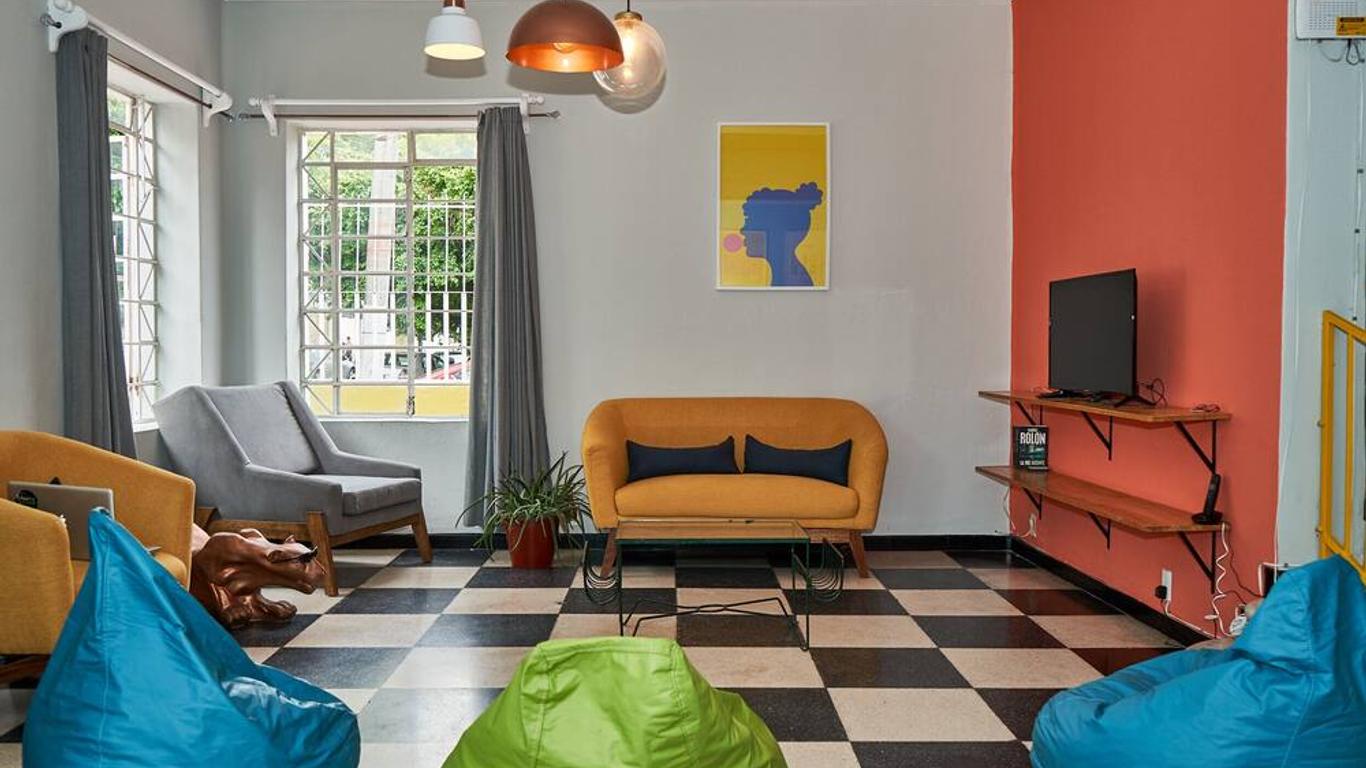 Hostal Americana