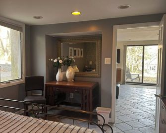 Cozy apartment with office in Delaware Valley perfect for remote work - Media