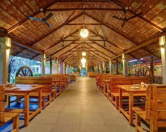 Brown Town Resort & Spa - Hyderabad - Restaurante