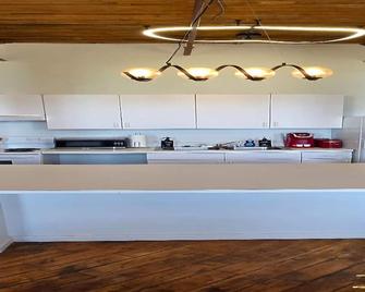 Detroit Motorcity Riverfront Loft - Detroit - Cocina